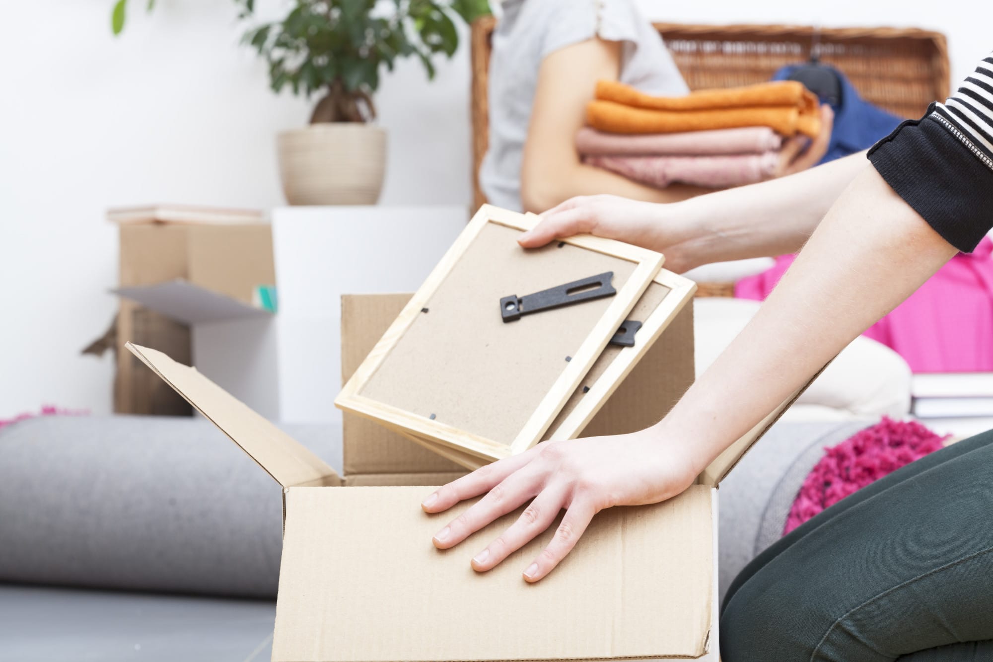 Purging Your Home: 10 Easy Ways to Declutter Your House
